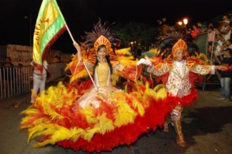 NATAL ESCOLA DE SAMBA EEE