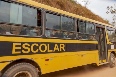 onibus-transporte-escolar