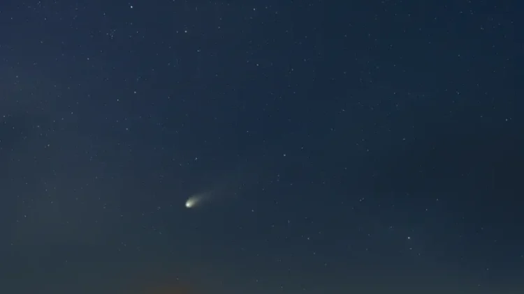 Cometa no céu / Foto: Caio Correia - Observatório Nacional