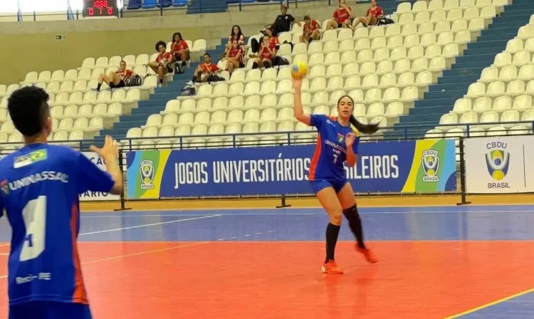 Cecília Nascimento Mousinho, handebol, jubs