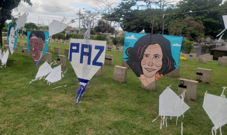 Rio de Janeiro (RJ - Dia de Finados: pipas pedem paz no Cemitério e Crematório da Penitência. Foto: Divulgação/CC Penitência