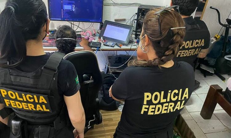 POLÍCIA FEDERAL ADMINISTRATIVO 2222