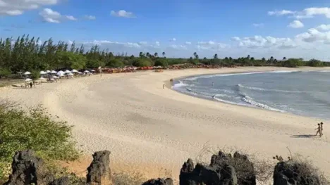 Praia de Tourinhos, em São Miguel do Gostoso, terá obras finalmente retomadas / Foto: Reprodução