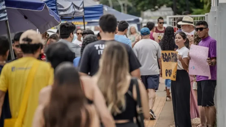 Para se inscrever no Concurso Público Nacional Unificado (CNPU) é necessário possuir uma conta gov.br e estar ciente das informações para realizar o teste. Foto: Rafa Neddermeyer/Agencia Brasil