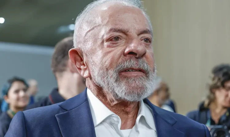 Belém (PA), 07/11/2025 - Presidente Luiz Inácio  Lula da Silva antes de recebe  o primeiro-ministro da Alemanha, Friedrich Merz.
Foto: Tânia Rêgo/Agência Brasil