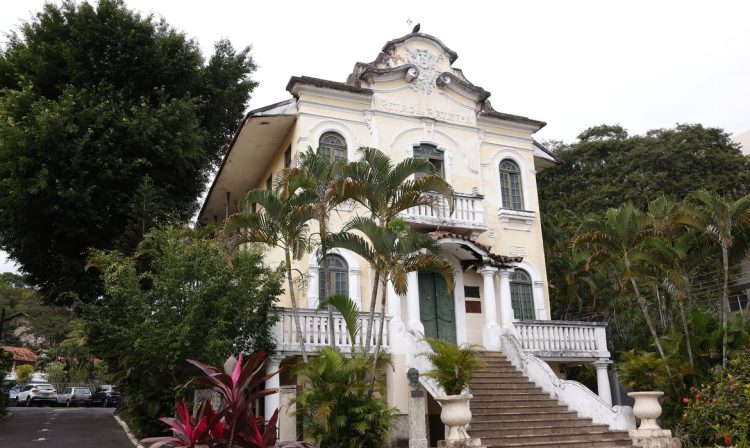 Rio de Janeiro (RJ), 13/08/2024 - Solenidade de assinatura da parceria entre o SESC-RJ e o Retiro dos Artistas, na sede do retiro, zona oeste da cidade.  Foto: Tânia Rêgo/Agência Brasil