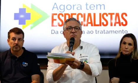 Rio de Janeiro (RJ), 02/09/2025 - O ministro da Saúde, Alexandre Padilha, participa, no Instituto Fernandes Figueira (IFF), da cerimônia de assinatura de atos do programa Agora Tem Especialistas, voltados à reestruturação dos institutos federais e do Hospital da Lagoa no estado. Foto: Tânia Rêgo/Agência Brasil