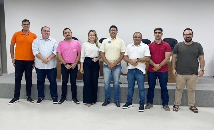 Organização do debate teve reunião com representantes das coligações