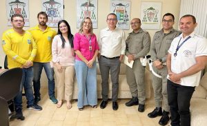 Reunião sobre trânsito durante a posse do novo Bispo de Caicó, Dom Antônio Ranis