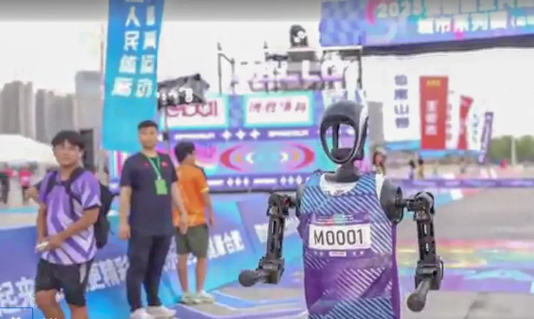 Brasília (DF), 16/02/2026 – Robôs humanóides chineses são centro das atenções no espetáculo do Ano Novo Lunar
Frame Reuters/Proibida reprodução