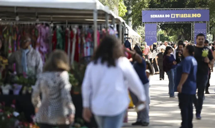 Brasília (DF), 05/05/2025 - O Ministério do Trabalho e Emprego (MTE) realiza a Semana do Trabalho, de hoje (5) a sexta-feira (9), na sede do ministério, em Brasília, com uma série de ações e serviços gratuitos para o público. Foto: Marcelo Camargo/Agência Brasil