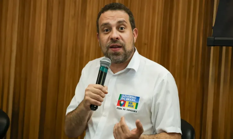 Rio de Janeiro (RJ), 20/03/2026 – O ministro-chefe da Secretaria-Geral da Presidência da República, Guilherme Boulos durante seminário que debate a saída do Brasil do Mapa da Fome, na Fundação Getúlio Vargas (FGV), na zona sul do Rio de Janeiro. Foto: Tomaz Silva/Agência Brasil