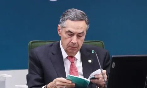 Brasília, (DF) – 28/11/2023 - O presidente do Supremo Tribunal Federal (STF), Luís Roberto Barroso, lança o Manual do Comitê Brasileiro de Arbitragem (CBAr) – Fundamentos Básicos sobre Arbitragem. 
Foto: Valter Campanato/Agência Brasil.