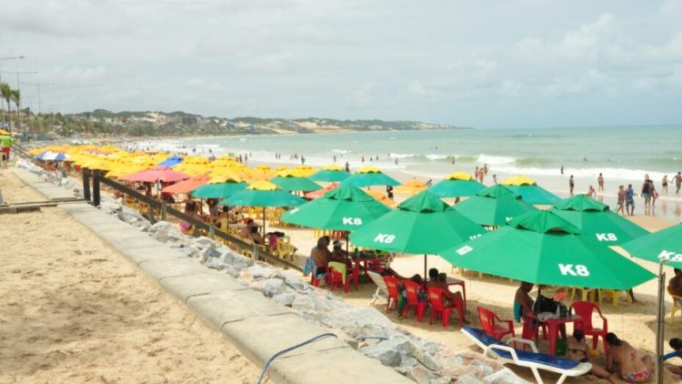 6 trechos estão impróprios para banho no RN, aponta Boletim de Balneabilidade - Foto: José Aldenir/Agora RN