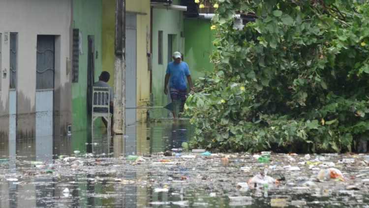 Chuvas que marcaram o fim de novembro deixou diversos danos na Capital, na qual a prefeitura decretou estado de emergência. Foto: José Aldenir/AgoraRN