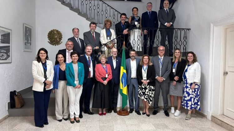 Reunião com o embaixador do Brasil em Cuba, Christian Vargas – Foto: cedida.