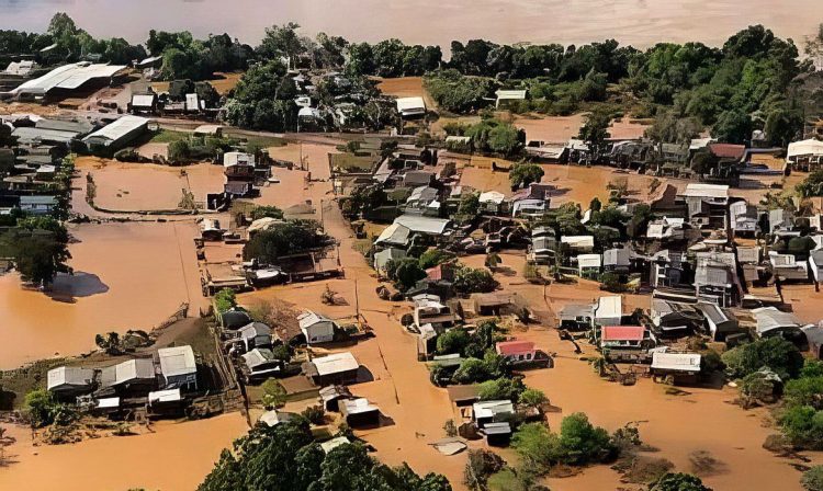 Rio Grande do Sul – Ciclone – Sobrevoo, assistência e resgate de pessoas ilhadas em Bom Retiro do Sul (RS). Foto: Marinha do Brasil/RS